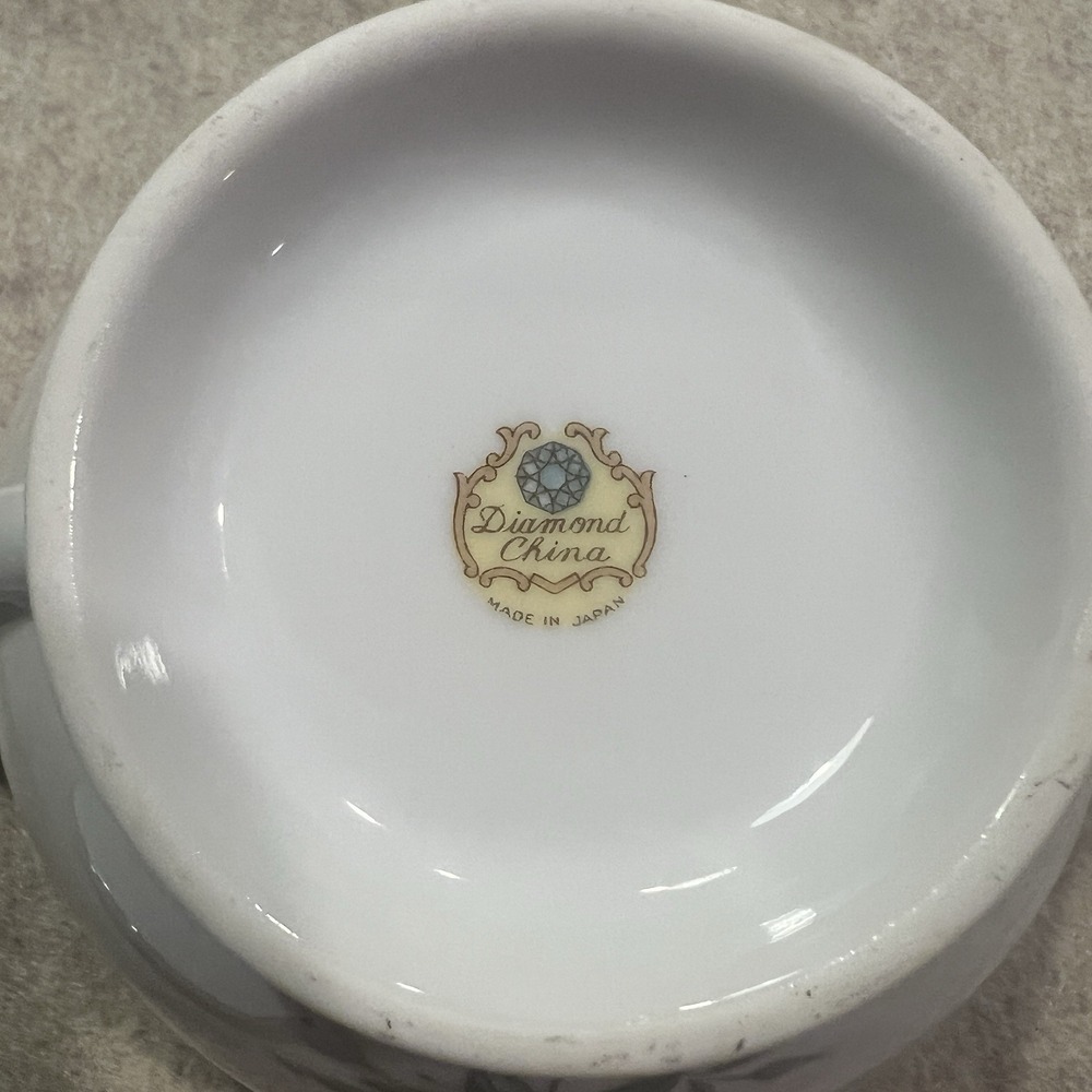Diamond Romance China Sugar Bowl in EUC - Picture 4 of 14